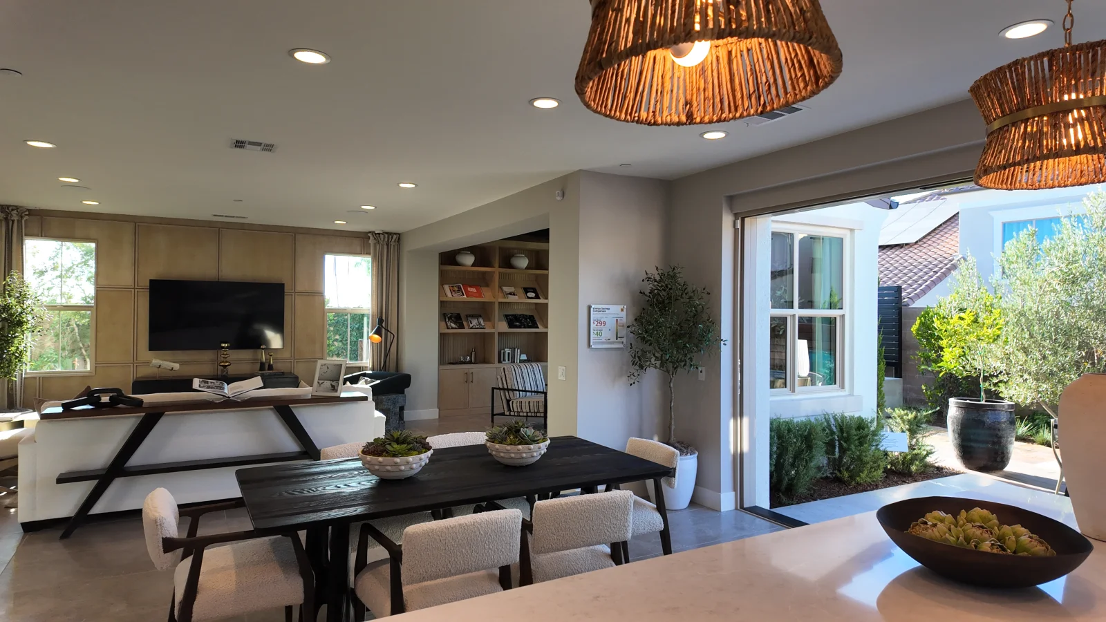 NHG HOME 尔湾定制凉棚安装